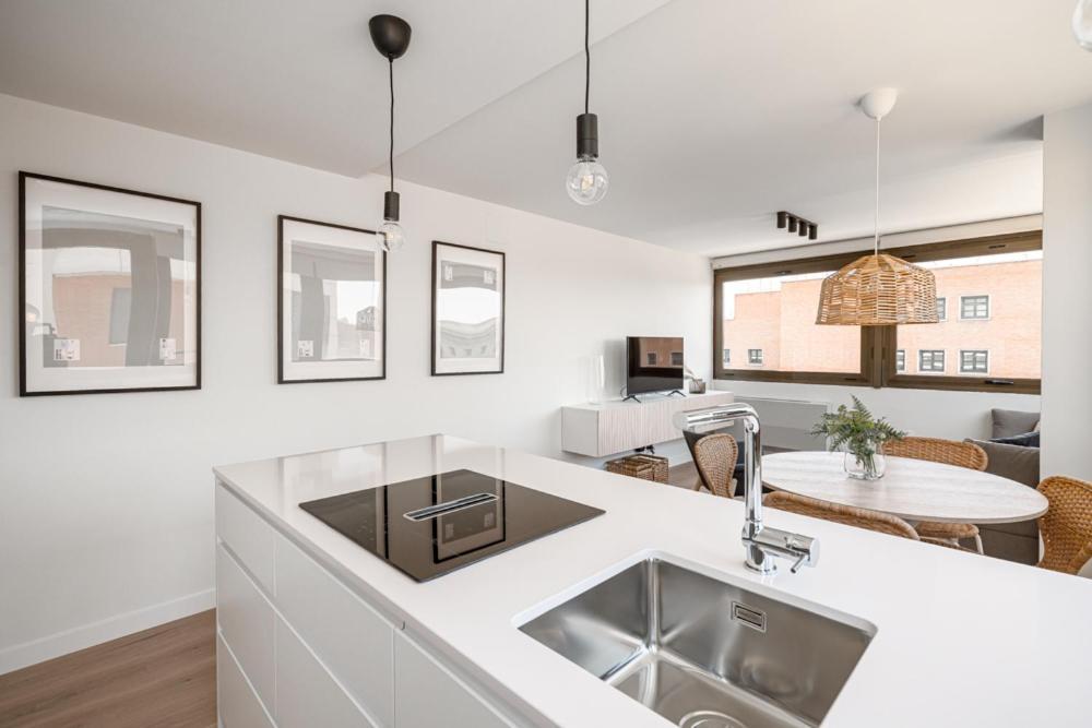Bernabeu Nuevos Ministerios Apartment มาดริด ภายนอก รูปภาพ