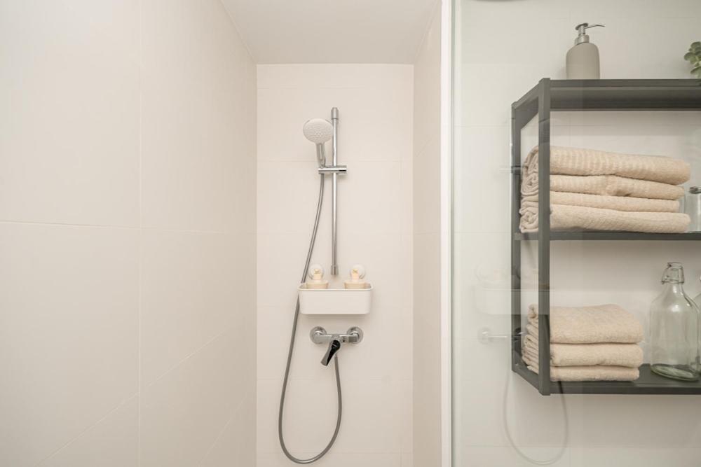 Bernabeu Nuevos Ministerios Apartment มาดริด ภายนอก รูปภาพ
