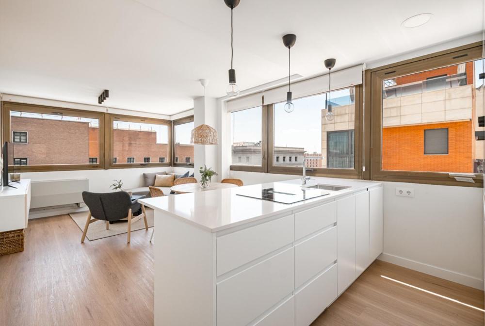 Bernabeu Nuevos Ministerios Apartment มาดริด ภายนอก รูปภาพ