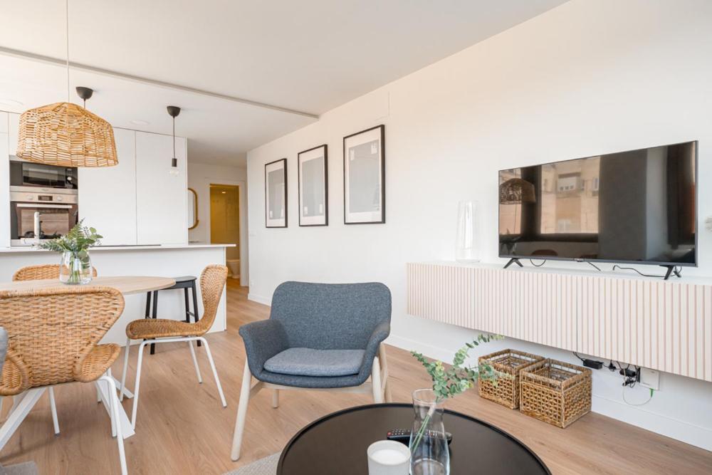 Bernabeu Nuevos Ministerios Apartment มาดริด ภายนอก รูปภาพ